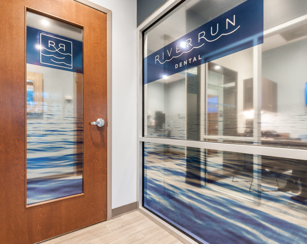 River Run Dental Patient Lounge Design / Entryway